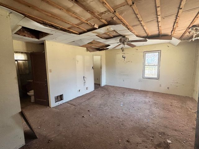 52 E 36th Avenue, Hobart, IN 46342