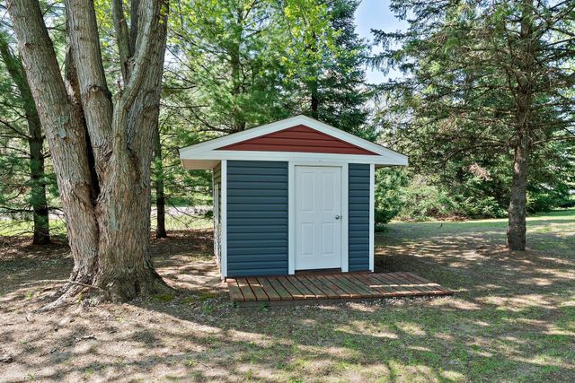 7715 217th Avenue NE, Linwood Twp, MN 55092