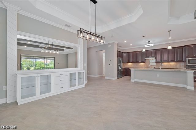 28076 Foxrock CT, Bonita Springs, FL 34135