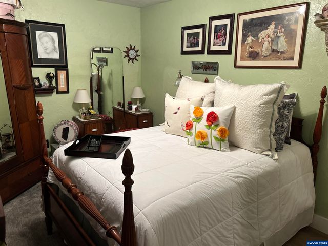 8550 Aumsville Hwy SE, Salem, OR 97317