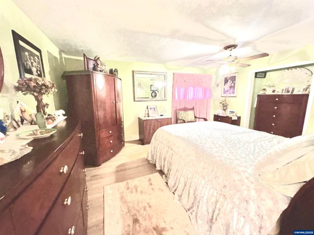 8550 Aumsville Hwy SE, Salem, OR 97317