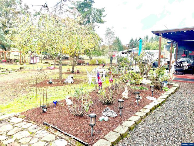 8550 Aumsville Hwy SE, Salem, OR 97317