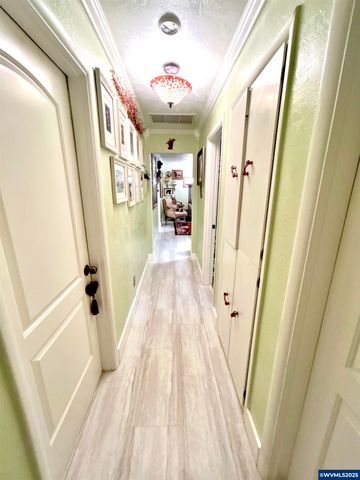 8550 Aumsville Hwy SE, Salem, OR 97317