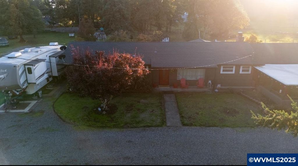 8550 Aumsville Hwy SE, Salem, OR 97317