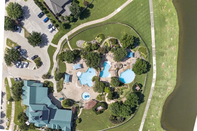 2266 Fox Crossing Lane, Frisco, TX 75036