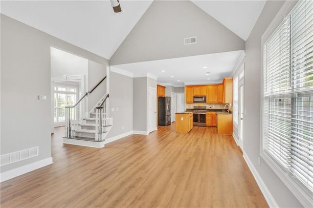 5751 Vinings Place Court SE, Mableton, GA 30126