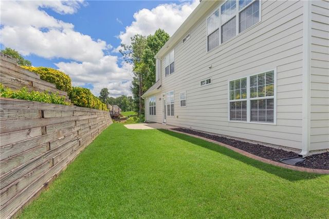 5751 Vinings Place Court SE, Mableton, GA 30126