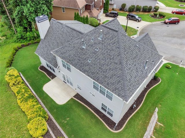 5751 Vinings Place Court SE, Mableton, GA 30126