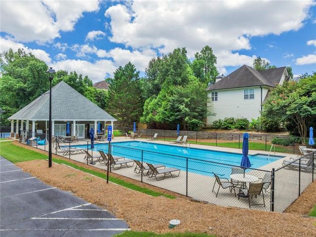 5751 Vinings Place Court SE, Mableton, GA 30126