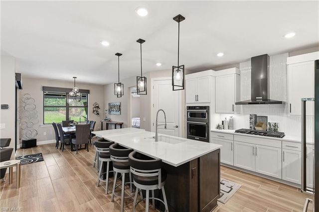 6678 Pennyroyal DR, Naples, FL 34114