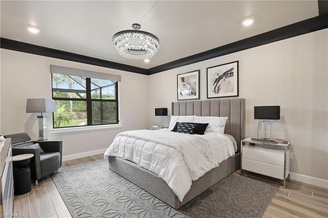 6678 Pennyroyal DR, Naples, FL 34114