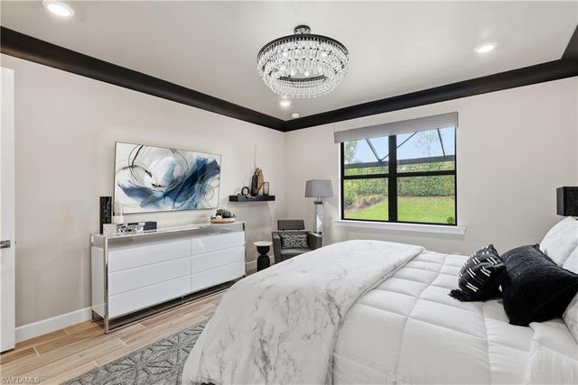 6678 Pennyroyal DR, Naples, FL 34114