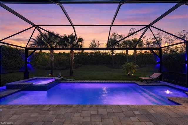 6678 Pennyroyal DR, Naples, FL 34114