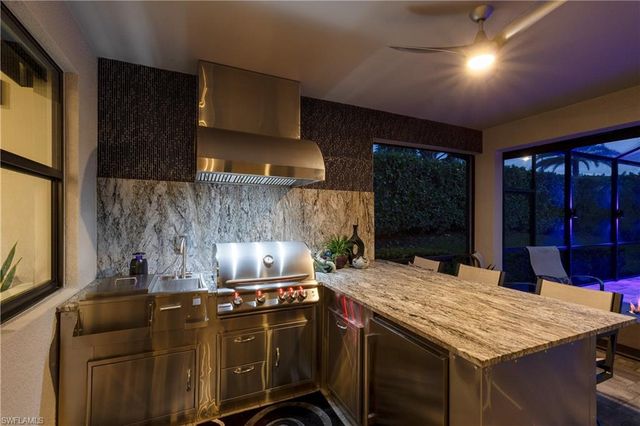 6678 Pennyroyal DR, Naples, FL 34114