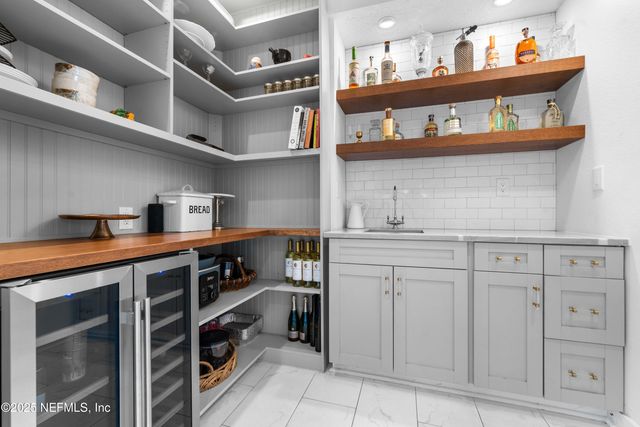 1492 AVONDALE Avenue, Jacksonville, FL 32205