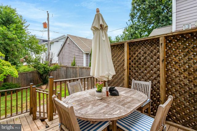 1114 HARRISON ST N, Arlington, VA 22205