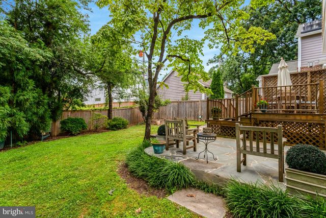 1114 HARRISON ST N, Arlington, VA 22205