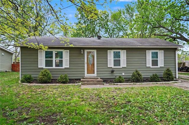 410 S Jefferson Street, Spring Hill, KS 66083