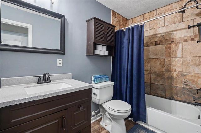 410 S Jefferson Street, Spring Hill, KS 66083