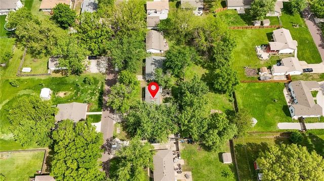 410 S Jefferson Street, Spring Hill, KS 66083