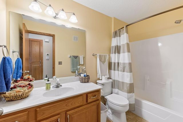 10327 165th Street W, Lakeville, MN 55044