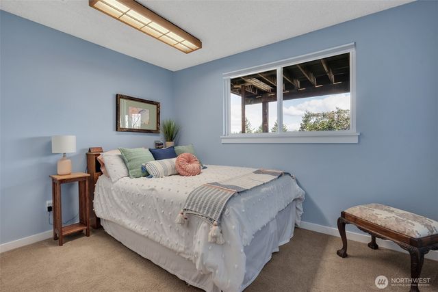 3619 Nassau Avenue NE, Tacoma, WA 98422