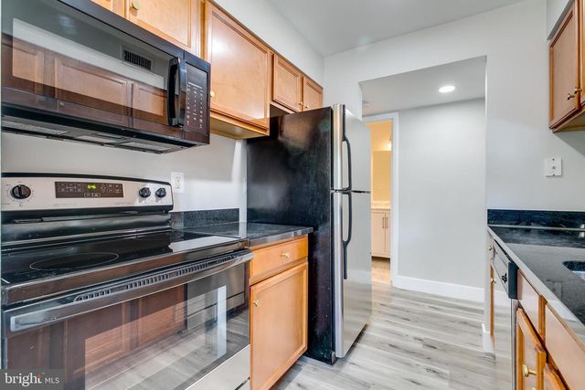 1700-A ASCOT WAY, Reston, VA 20190