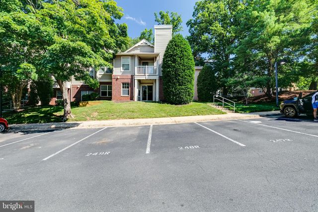 1700-A ASCOT WAY, Reston, VA 20190