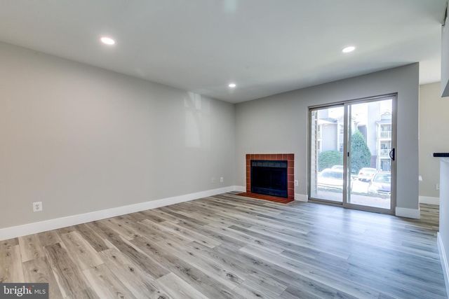1700-A ASCOT WAY, Reston, VA 20190