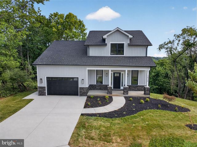 1026 NORTHVIEW AVE, Front Royal, VA 22630