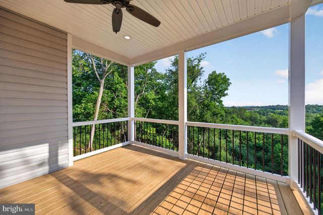 1026 NORTHVIEW AVE, Front Royal, VA 22630