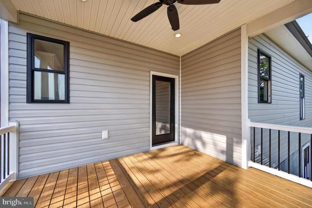 1026 NORTHVIEW AVE, Front Royal, VA 22630