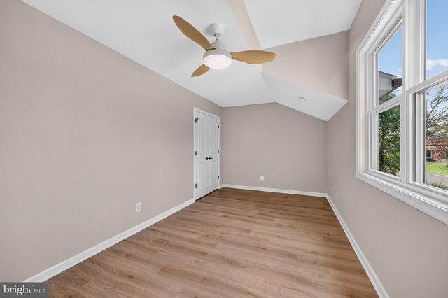 1026 NORTHVIEW AVE, Front Royal, VA 22630