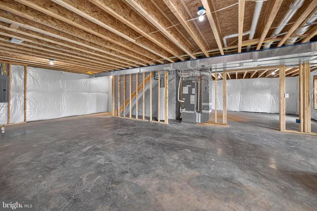 1026 NORTHVIEW AVE, Front Royal, VA 22630