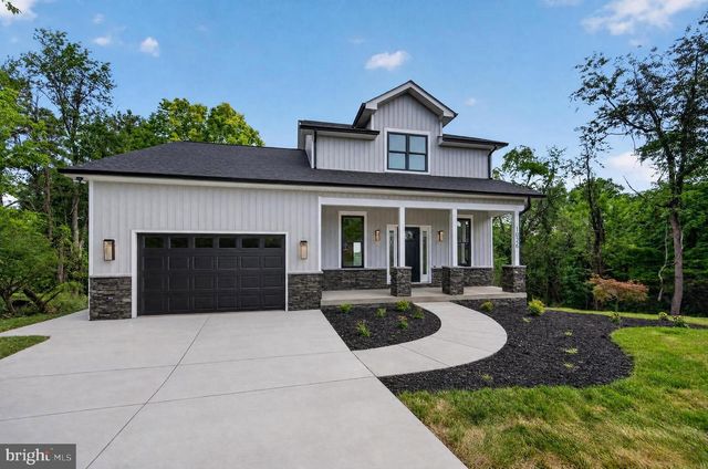 1026 NORTHVIEW AVE, Front Royal, VA 22630