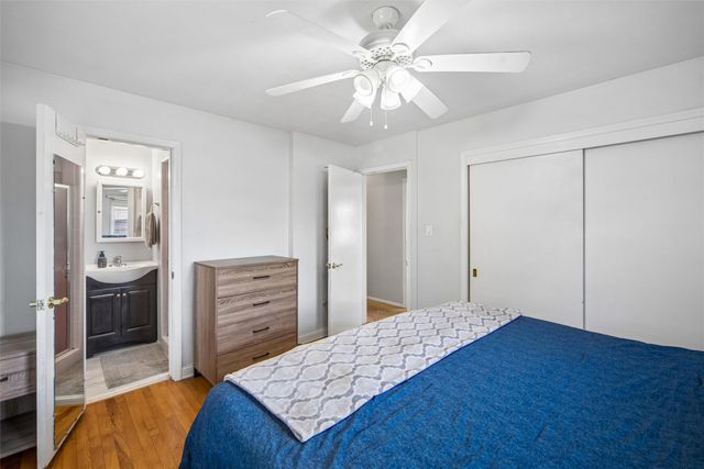 7123 Garrison Road, Windsor Heights, IA 50324