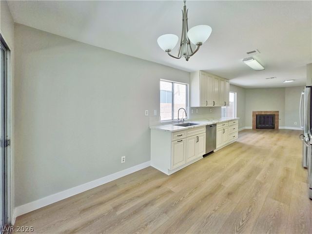 9957 Biscayne Lane, Las Vegas, NV 89117