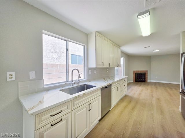 9957 Biscayne Lane, Las Vegas, NV 89117