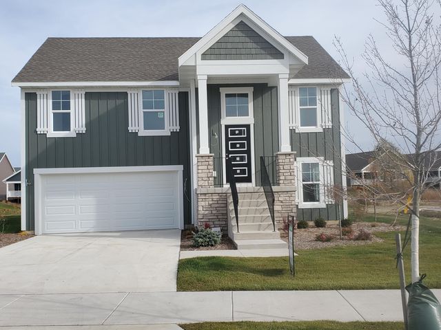 7494 Legend Court SE, Caledonia, MI 49316