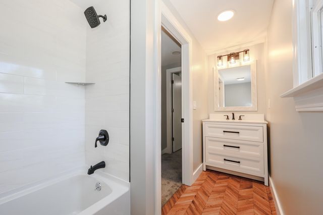 68 Route 108, Newfields, NH 03856