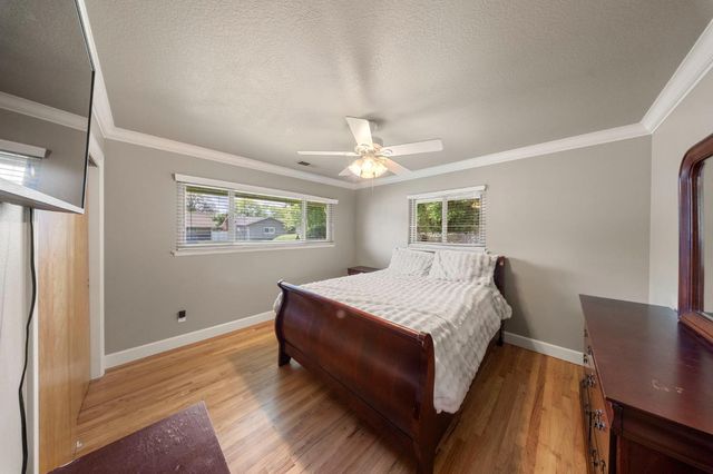 1417 Glen Aulen Dr, Modesto, CA 95350