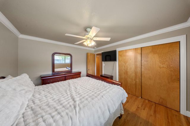 1417 Glen Aulen Dr, Modesto, CA 95350