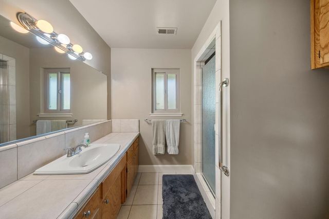 1417 Glen Aulen Dr, Modesto, CA 95350