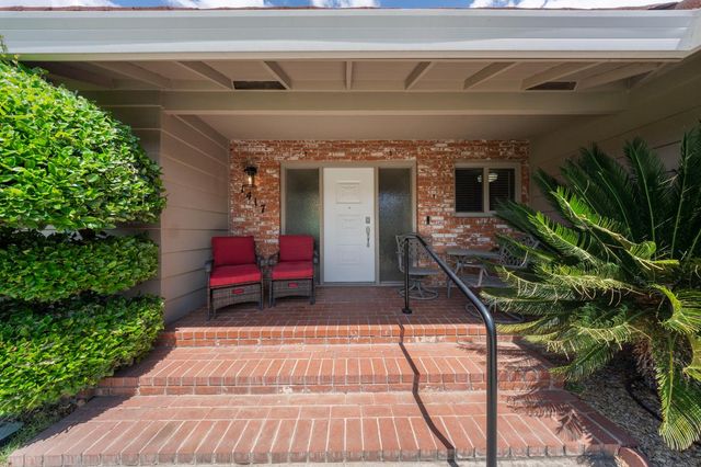 1417 Glen Aulen Dr, Modesto, CA 95350
