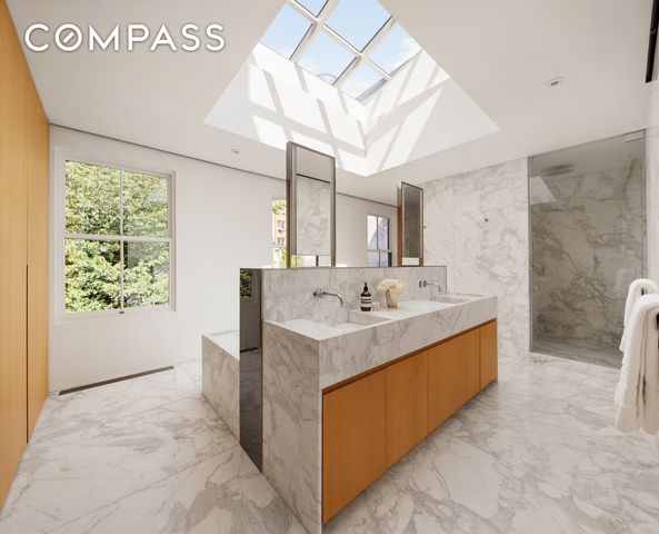55 W 9th Street, New York City, NY 10011