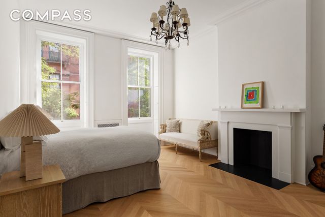 55 W 9th Street, New York City, NY 10011