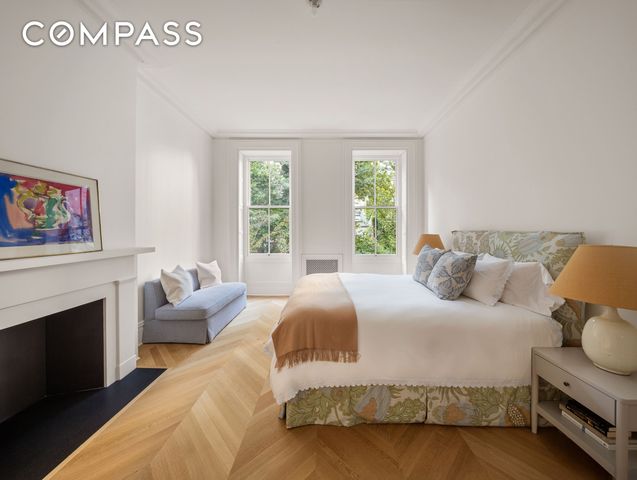 55 W 9th Street, New York City, NY 10011