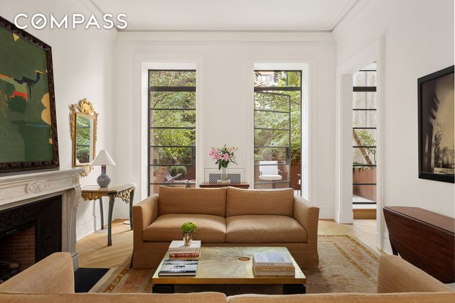 55 W 9th Street, New York City, NY 10011