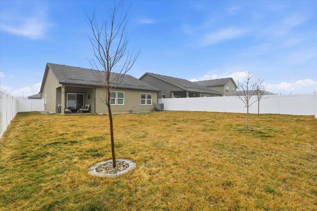 6319 S Spring Rd, Cheney, WA 99004