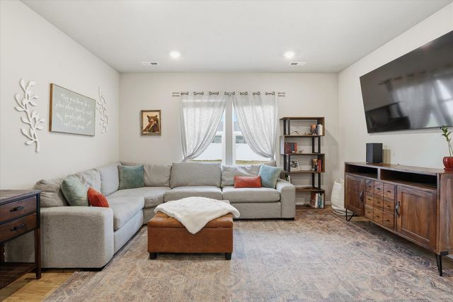 6319 S Spring Rd, Cheney, WA 99004